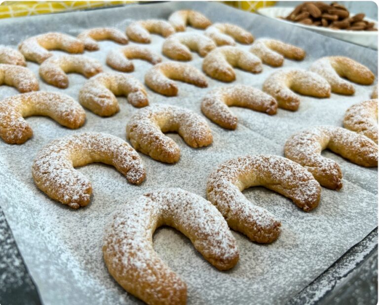 סהרוני שקדים
